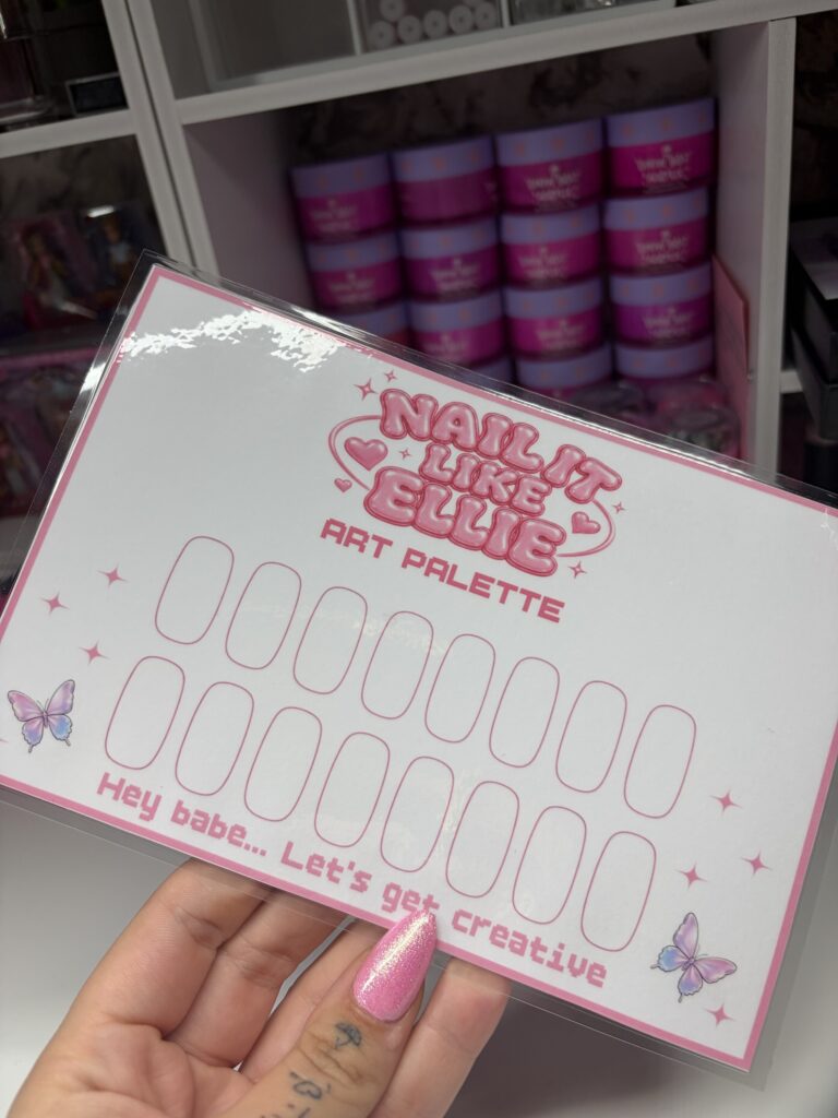 Nail it like art palette